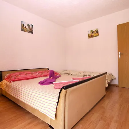 Apartment Fuer 5 Personen Ca 50 Qm In Pula, Istrien Istrische Riviera Pula