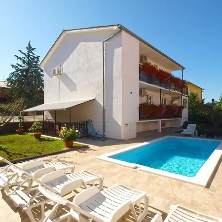 Apartment Fuer 5 Personen Ca 50 Qm In Pula, Istrien Istrische Riviera Pula