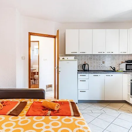 Fuer 5 Personen Ca 50 Qm In Pula, Istrien Istrische Riviera Apartman Pula